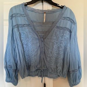 Free People long sleeve button up crop